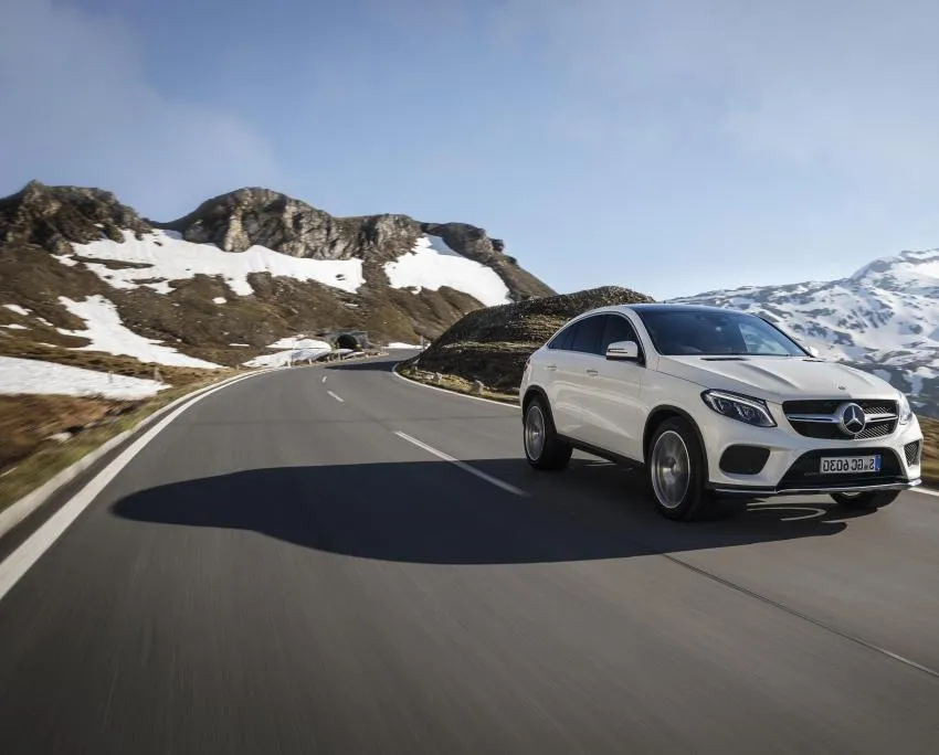 5 Reasons to Rent a Luxury Supercar Instead of Own