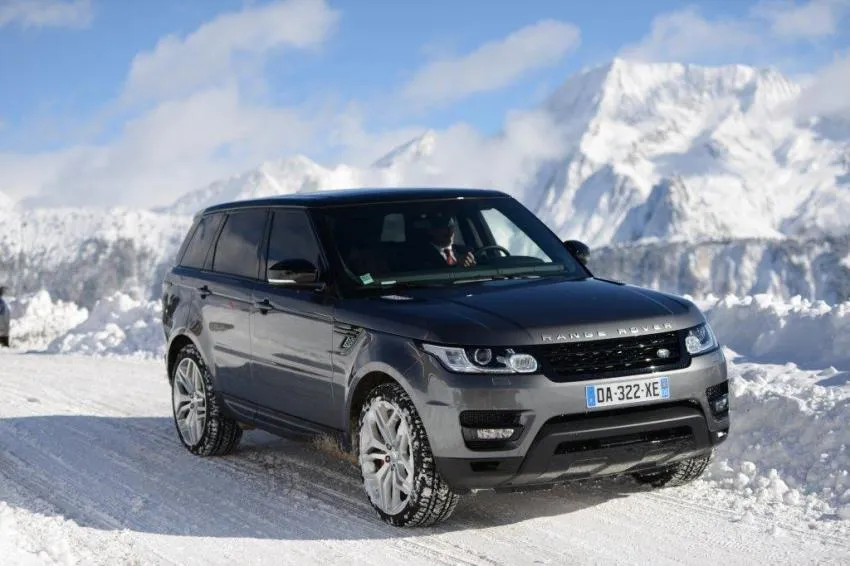 Discount on our 4x4 Car Rentals this Month