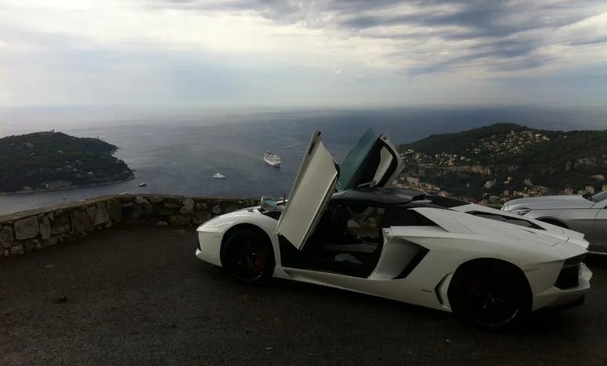 ITALIAN SUPERCARS