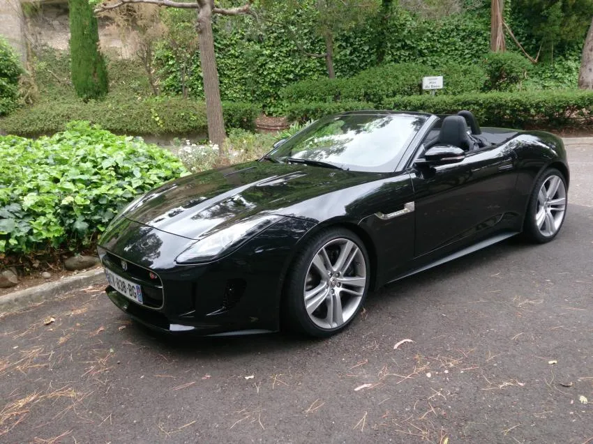 JAGUAR F TYPE CONVERTIBLE
