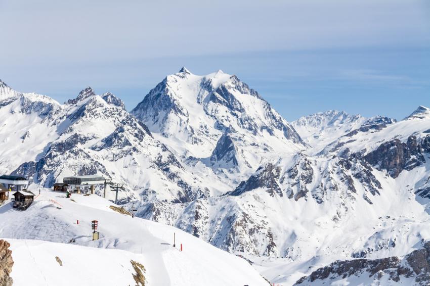Luxury Rent Car Heads to the French Alps