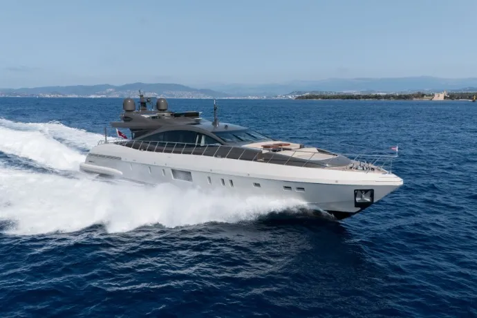 MANGUSTA 110
