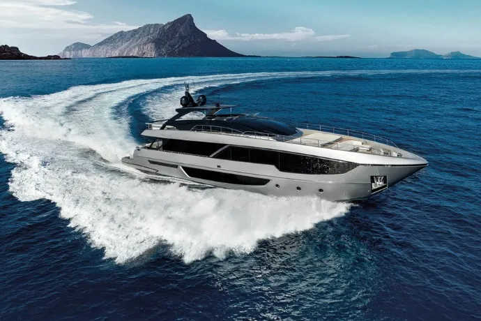 RIVA 100