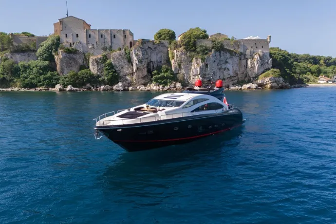 SUNSEEKER 84