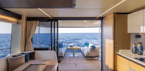 ABSOLUTE YACHTS 60 - FOR CHARTER