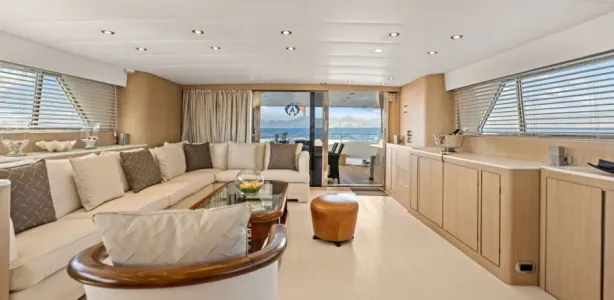 Yacht Charter Alalunga 108