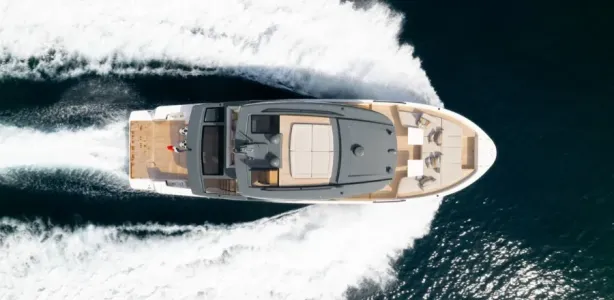 Yacht Charter Bluegame BGX63