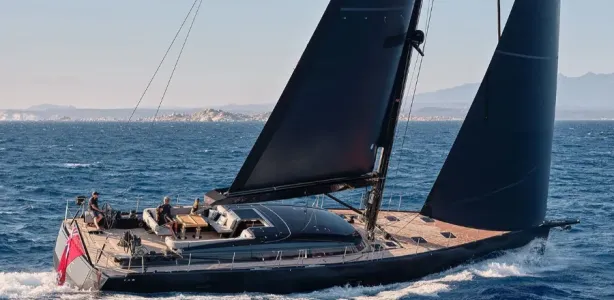 Yacht Charter CNB 78