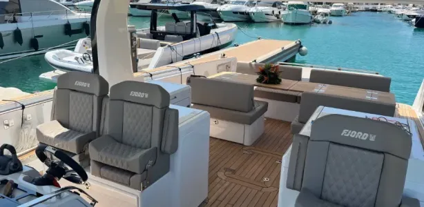 Yacht Charter Fjord 53 XL