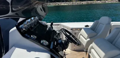 Yacht charter Frauscher 1414 demon Air