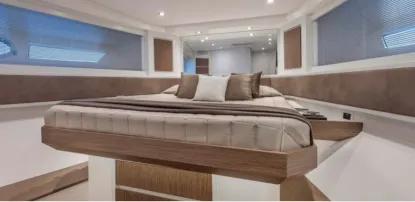 Yacht Charter Itama 62 RS
