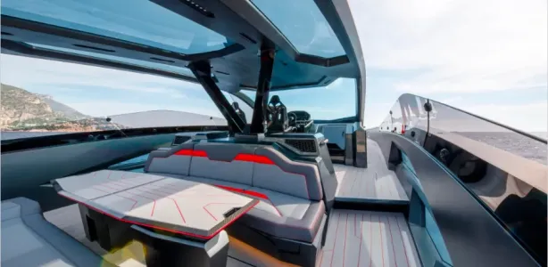 Yacht Charter Lamborghini Tecnomar