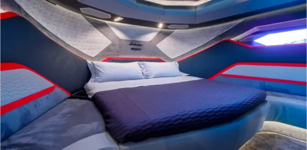 Yacht Charter Lamborghini Tecnomar