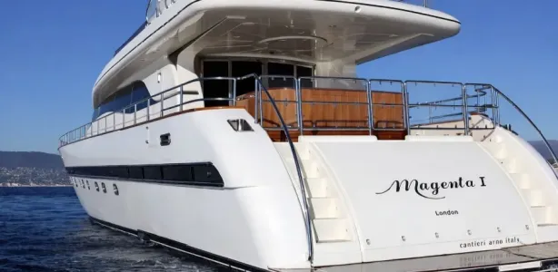 Yacht Charter Leopard 27