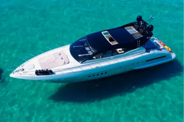 Rental MANGUSTA 72 MANGUSTA 72