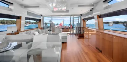 Yacht Charter Sunseeker 84