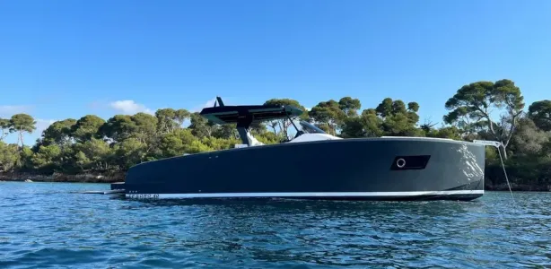 Yacht Charter Tesoro T40