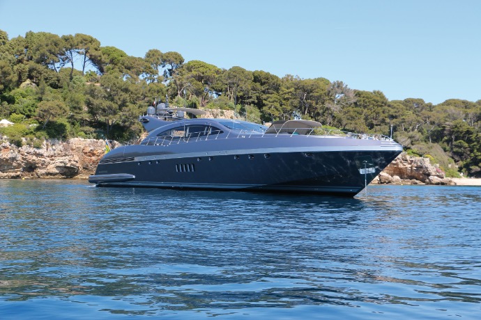 Mangusta 108 