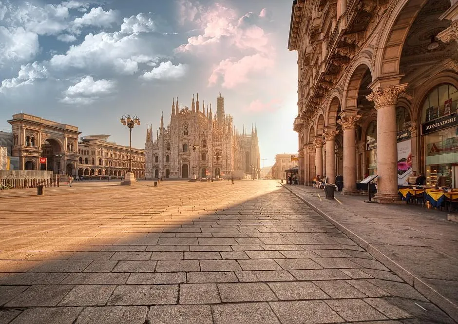 Luxury Car Rental in Milan
