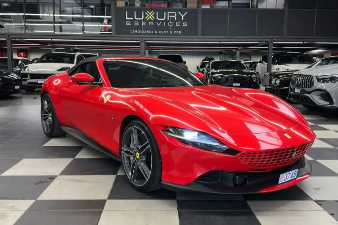 Ferrari Roma Spider