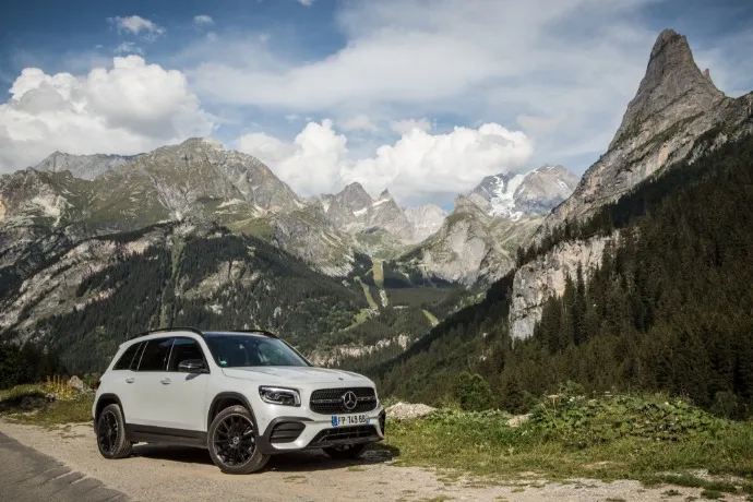 Mercedes GLB
