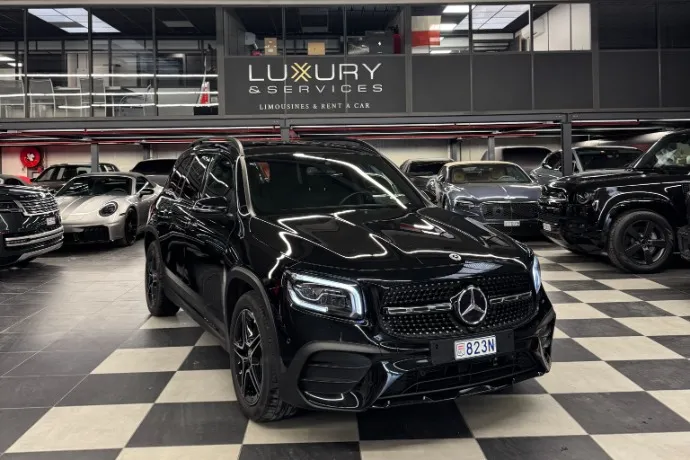 Mercedes GLB