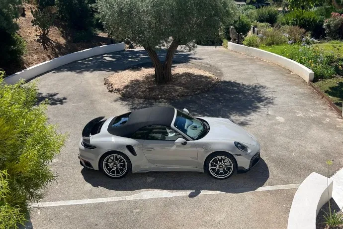 Porsche 911 Turbo S (992)