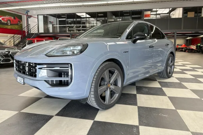 Porsche Cayenne Coupe Hybrid