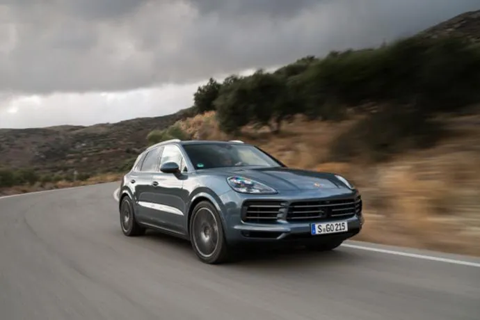 Porsche Cayenne S E-Hybrid