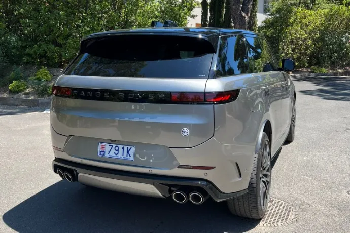 Range Rover Sport SV